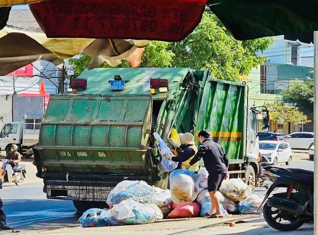 Dịch vụ thu gom rac thải sinh hoạt phải tuân thủ những điều luật nào